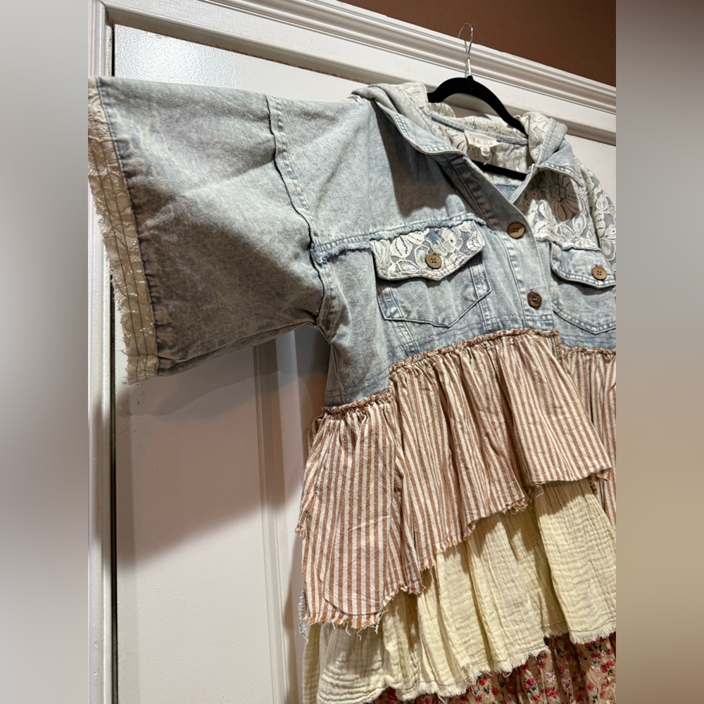 Oli & Hali Blue Denim with Lace Detail - Picture 4 of 10